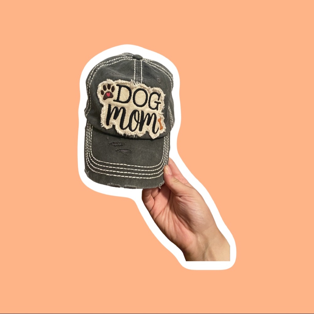 DOG MOM HAT*** 🐶
